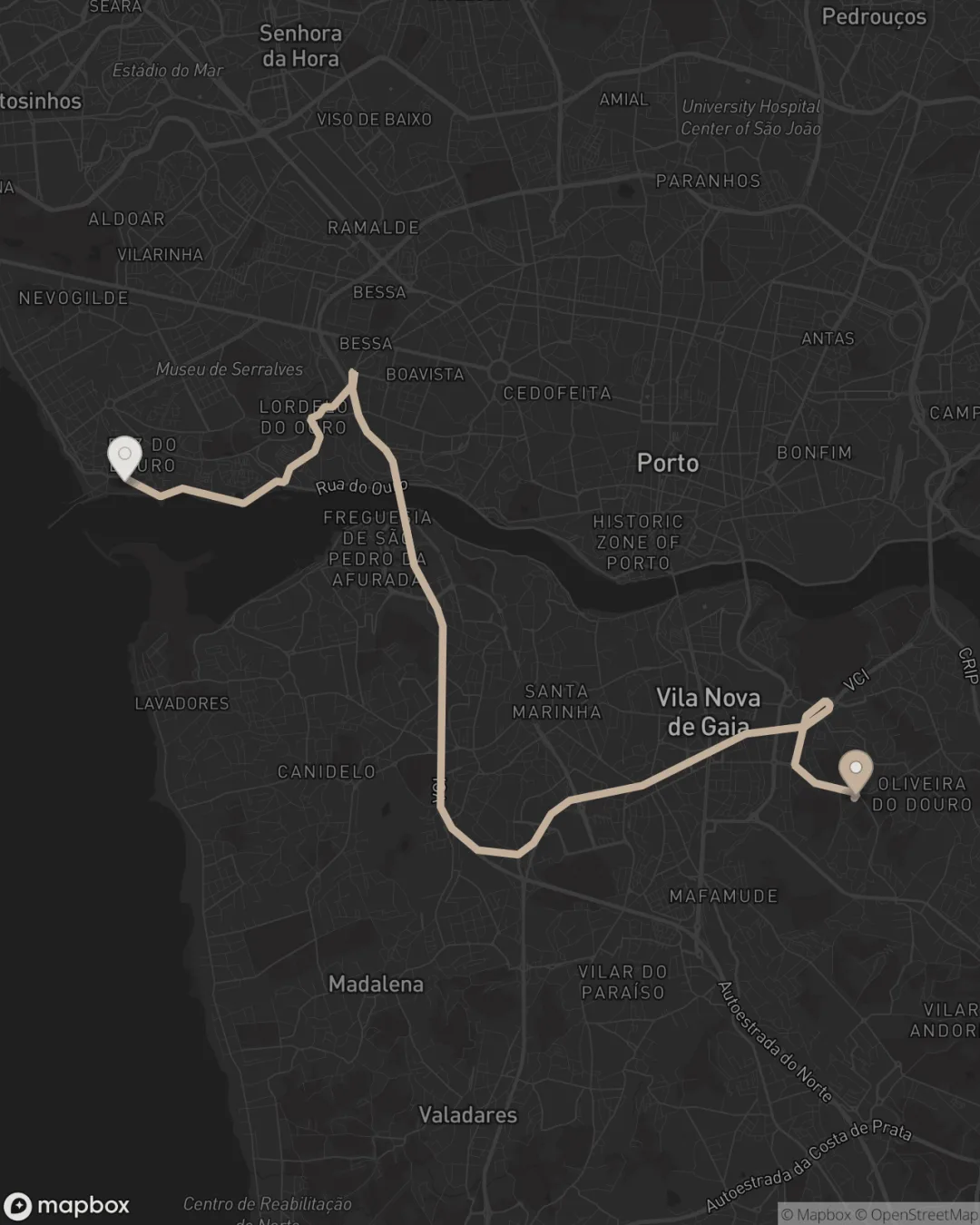 Mapa do percurso de carro entre o estúdio Lari Wendler Beauty, em Vila Nova de Gaia, e a Foz do Douro, pela ponte da Arrábida